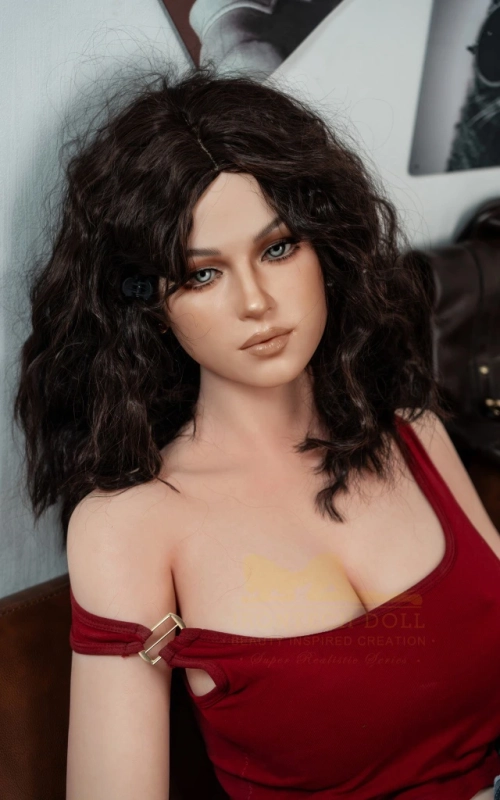 Fiora, lasciva y rebelde • SiliconGirls