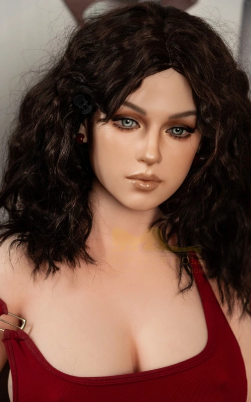 Fiora, lasciva y rebelde • SiliconGirls