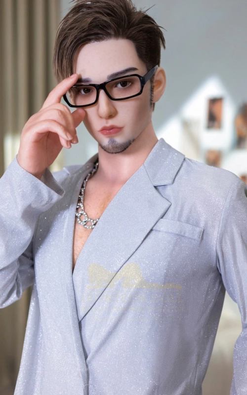 John, estrella en ciernes • SiliconGirls