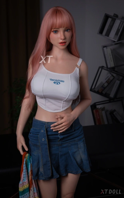 Sophia Vegara, joven y LEAL • SiliconGirls