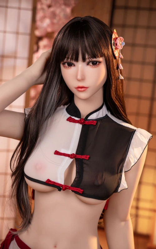YueLi, la belleza nocturna • SiliconGirls