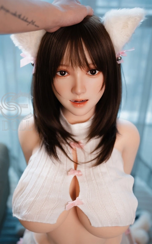 Akari, tu gatita traviesa • SiliconGirls