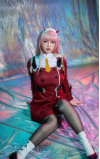 Zero Two, lista para combatir • SiliconGirls