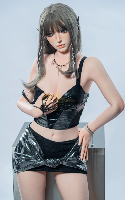 Tiye, descarada pero leal • SiliconGirls