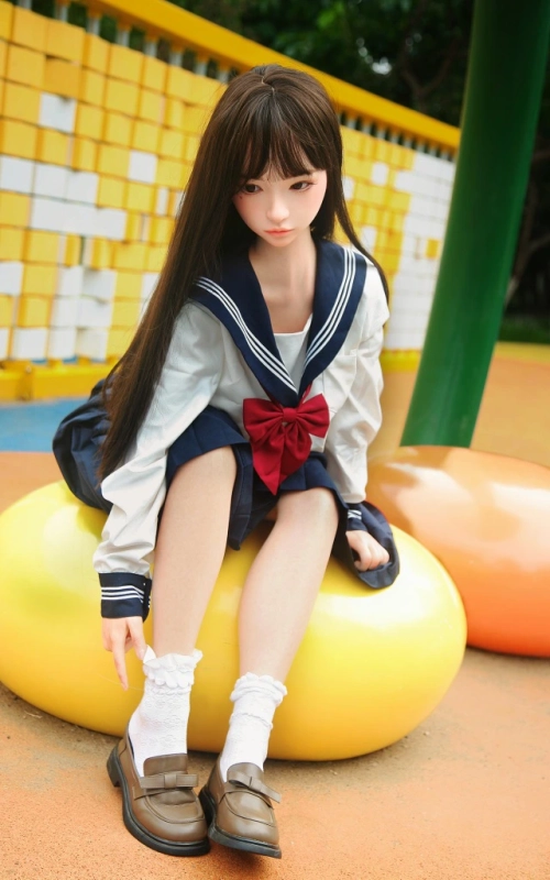 Yunchi Liu, alegre e inocente • SiliconGirls