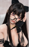 Sukiya, sua gatinha travessa • SiliconGirls