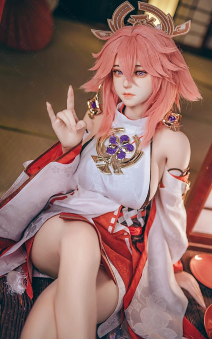Yae Miko, sua donzela atenciosa e prestativa • SiliconGirls