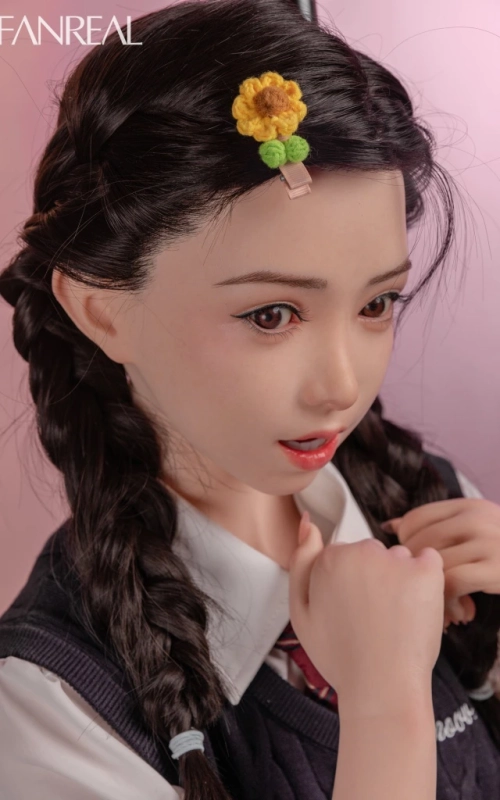 Tomomi, sua doce companhia • SiliconGirls