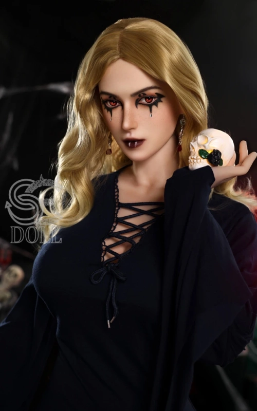 Xylia, a vampira viciosa • SiliconGirls