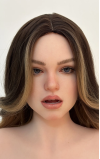 Elektra, sensualidad imponente • SiliconGirls