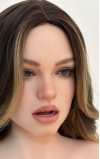 Elektra, sensualidad imponente • SiliconGirls