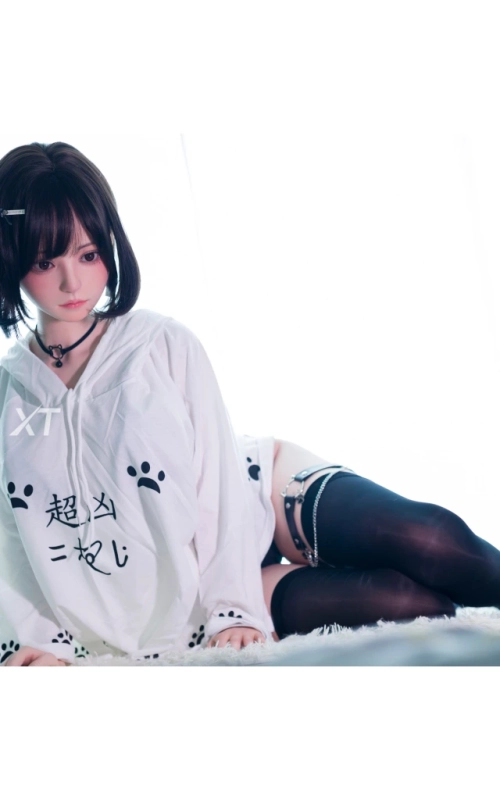 Akari Sato, alegre e inocente • SiliconGirls