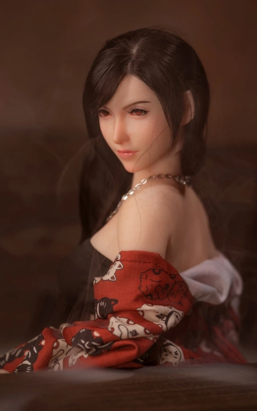 Tifa Mini, una intrépida aventurera • SiliconGirls
