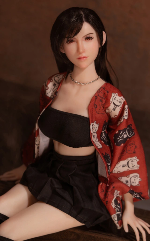 Tifa, tu compañera de aventuras Tifa, tu compañera de aventuras