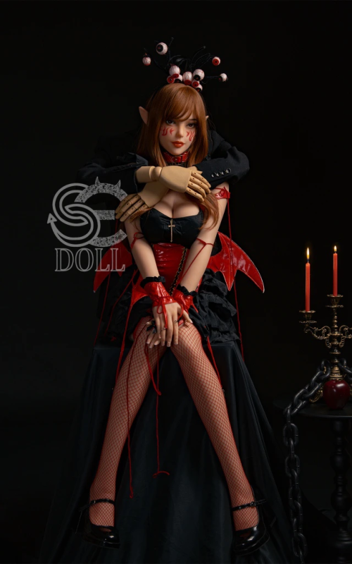 Satana, tu pequeña diablesa manipulable Satana, tu pequeña diablesa manipulable