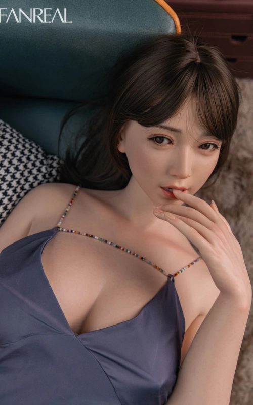 Torso Shue, un sueño con forma de MUJER • SiliconGirls