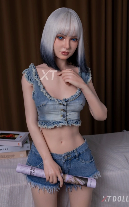 Nicole Boost, beleza escultural • SiliconGirls