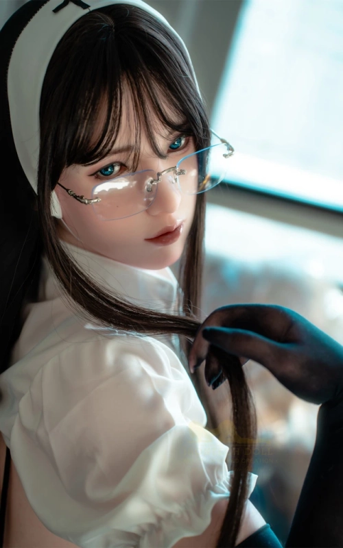 Keiko, la monja exorcista• SiliconGirls
