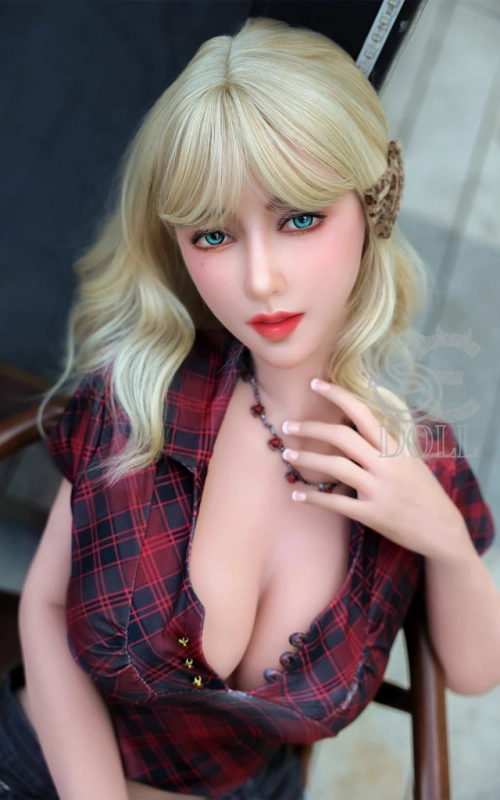 Moni, sua garota alegre e fiel • SiliconGirls
