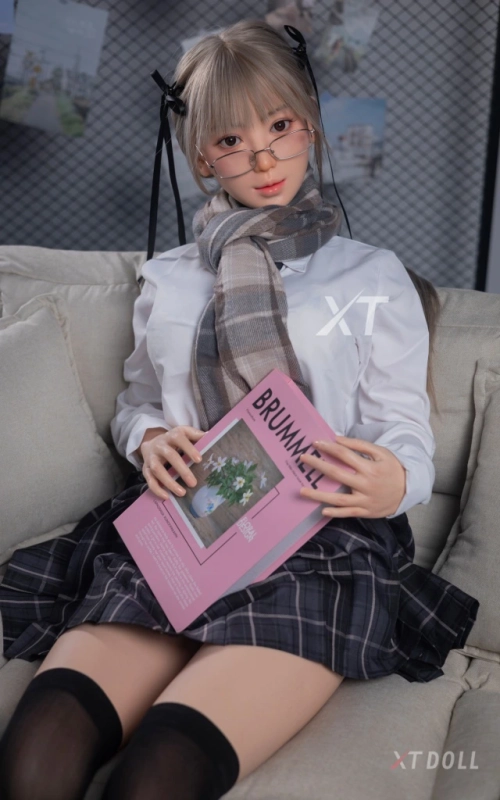 Yuuki Grace, alegre e inocente • SiliconGirls
