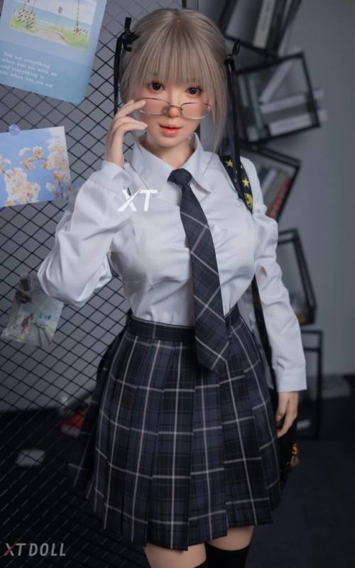 Yuuki Grace, alegre e inocente • SiliconGirls
