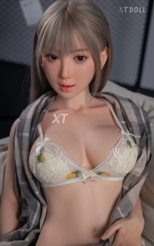 Yuuki Grace, alegre e inocente • SiliconGirls