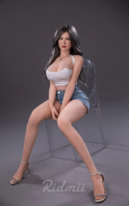 Karyna, sensualidad desenfrenada • SiliconGirls