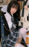 Sayaka, a tímida estudante de arte • SiliconGirls