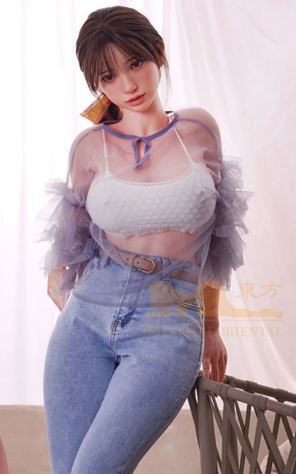 Xiaolan, una joven aventurera y libre • SiliconGirls
