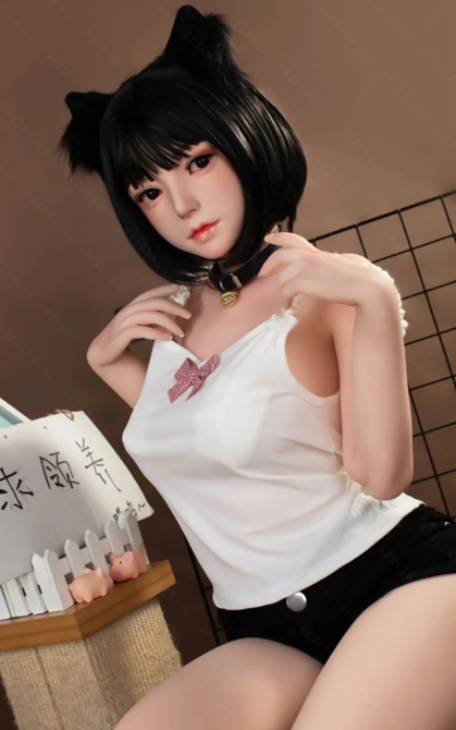 Yumi, a tua gatinha à procura de um lar • SiliconGirls