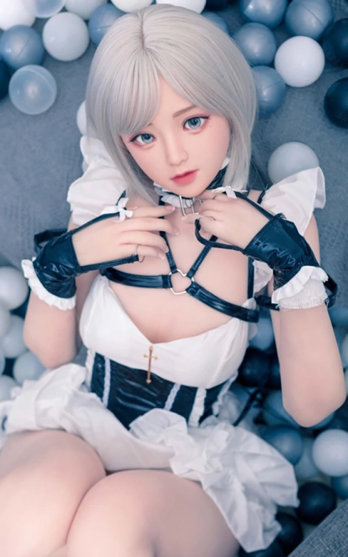 Convalina, tu novia dulce y joven • SiliconGirls