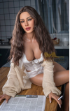 Hedda, esta latina es puro fuego • SiliconGirls