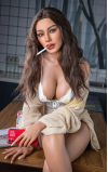 Hedda, esta latina es puro fuego • SiliconGirls