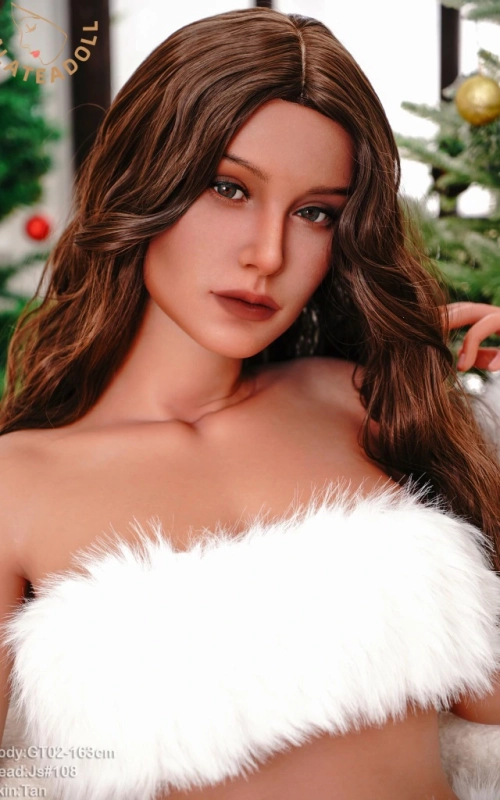 Nona, pronta para aquecer o frio inverno • SiliconGirls