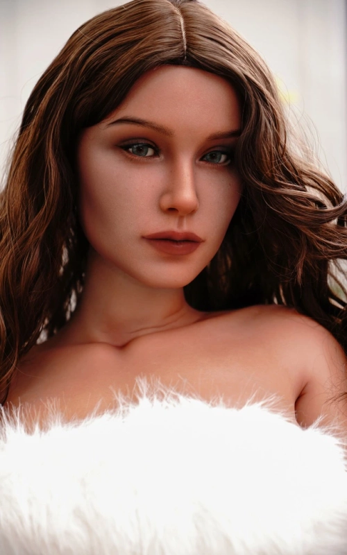 Nona, pronta para aquecer o frio inverno • SiliconGirls
