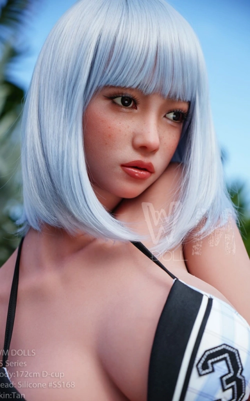 Reiko, una asiática muy ardiente • SiliconGirls