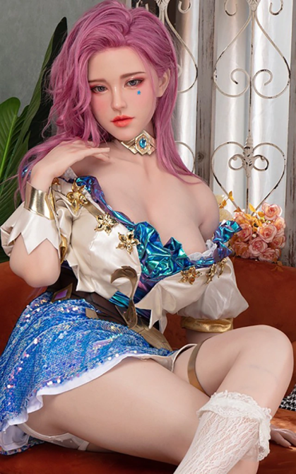 Sanner, uma cosplayer alegre e sorridente • SiliconGirls