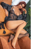 Ruby, uma autêntica beleza morena • SiliconGirls