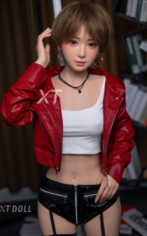 Akiko Grace, alegre e inocente • SiliconGirls