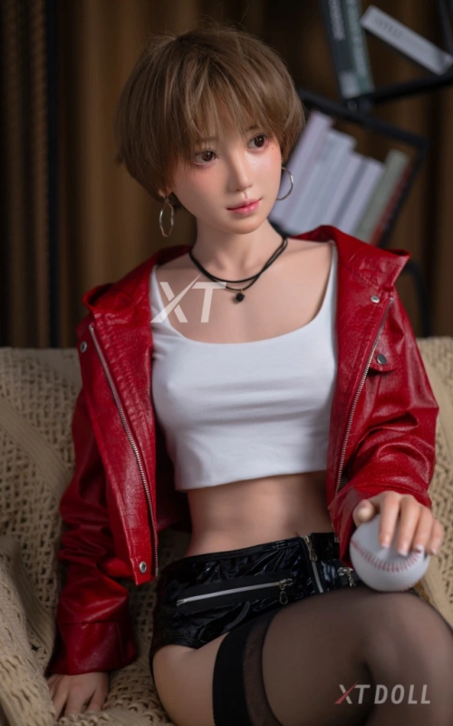 Akiko Grace, alegre e inocente • SiliconGirls