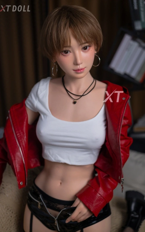 Akiko Grace, alegre e inocente • SiliconGirls