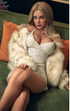 Regina, desfruta das festas em boa companhia • SiliconGirls