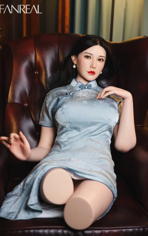 Torso Vivi, beleza oriental • SiliconGirls