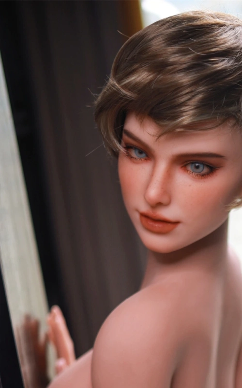 Kate jovem e EXPLOSIVA • SiliconGirls