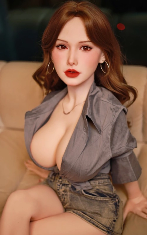 Mini Daisy, tu pequeña y sexy amante • SiliconGirls