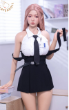 Yujin, pronta para aquecer o frio inverno • SiliconGirls
