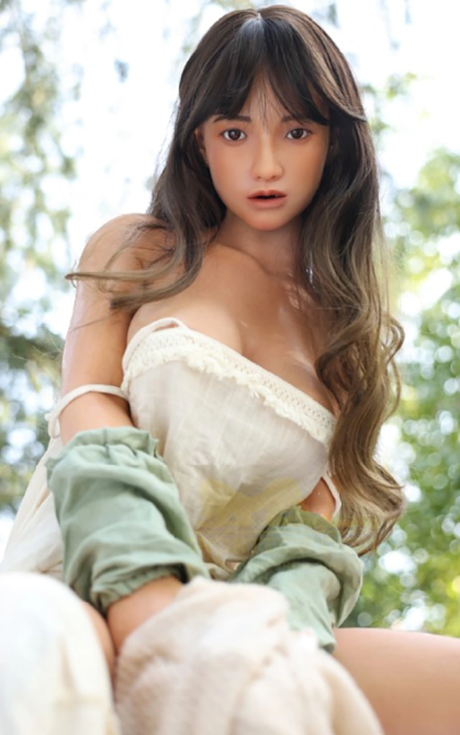 Himari, una asiática muy natural • SiliconGirls
