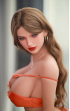 Alea, uma loira muito mimada • SiliconGirls