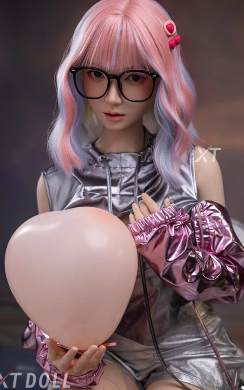 Meng Ling, alegre e inocente • SiliconGirls