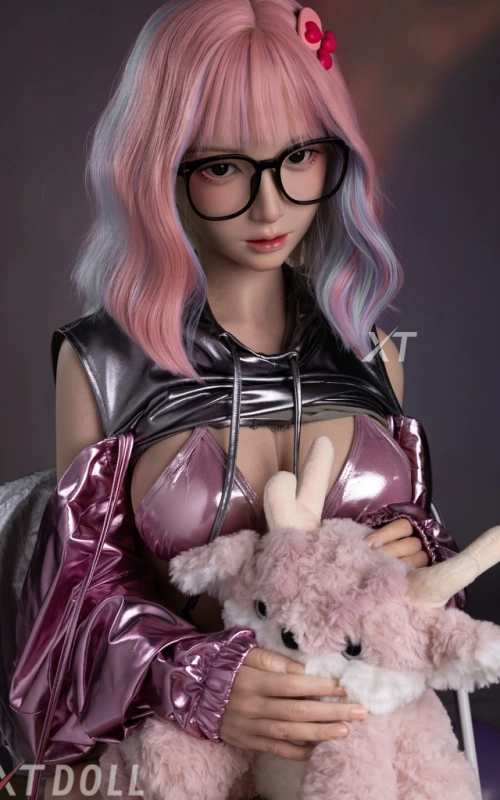 Meng Ling, alegre e inocente • SiliconGirls